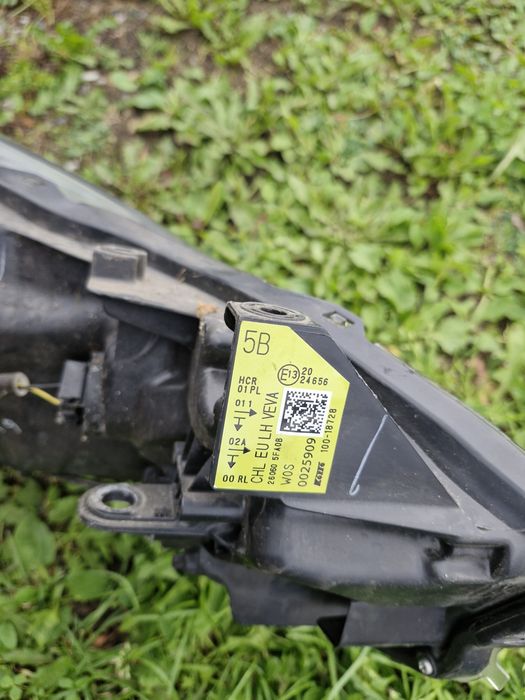 NISSAN MICRA K14 lampa przód przednia lewa 100-18728
