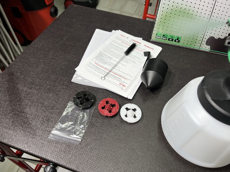 Краскопульт Пульверизатор Фарбопульт DWT ESPP06-900