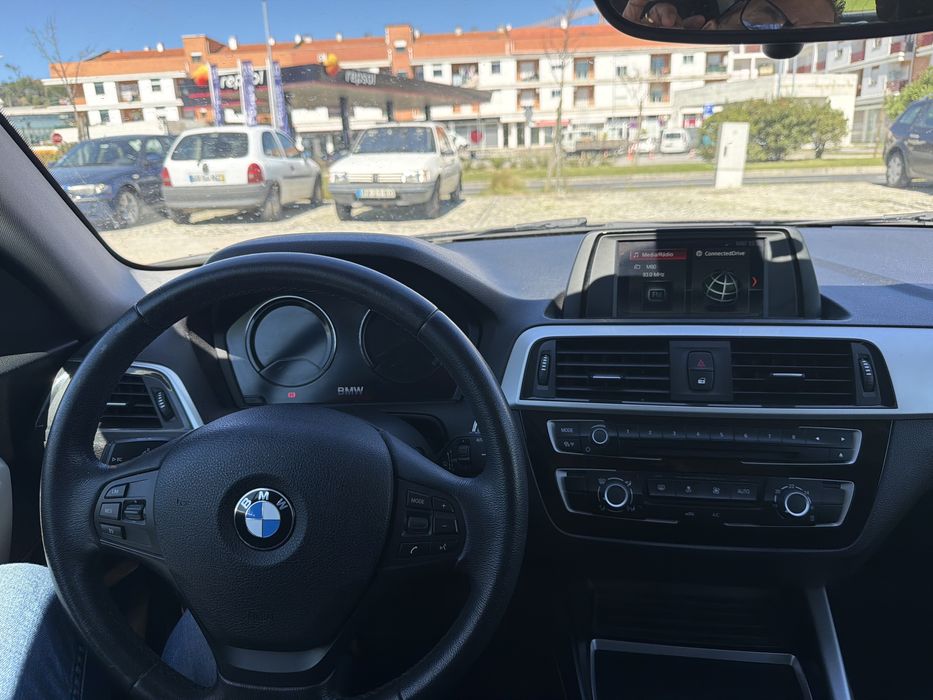 BMW  Serie 1  **Nacional**  Coupé  5 Lugares Oportunidade !