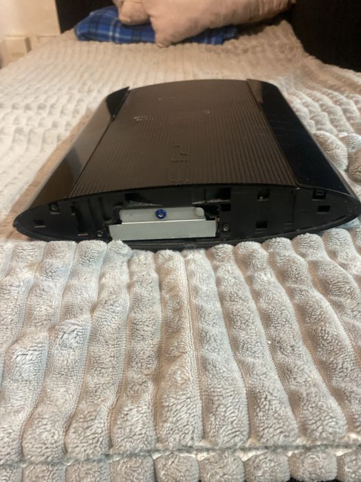 PlayStation 3 desbloqueada + cabos