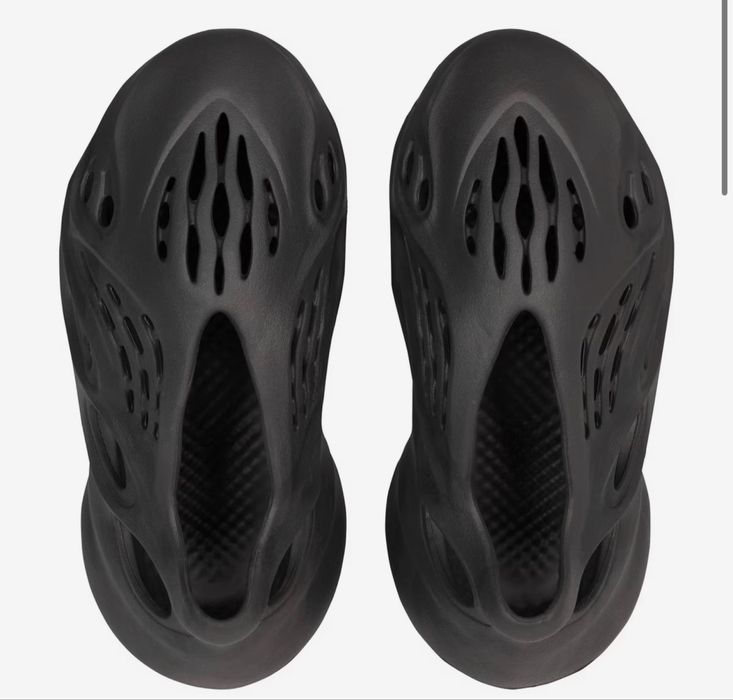 yeezy foam runner