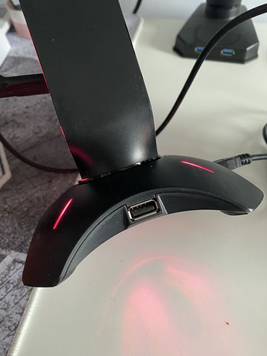 Підставка під навушники, Usb-hub, ємність для чашки для столу навісна