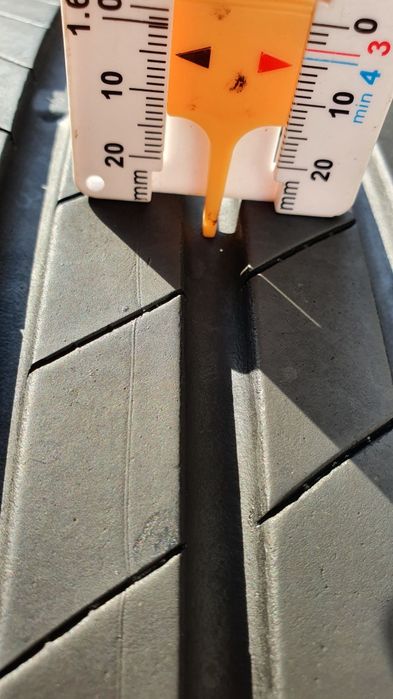 205/60 R16  4шт Bridgestone (Бриджестон) Авторезина, шини.
