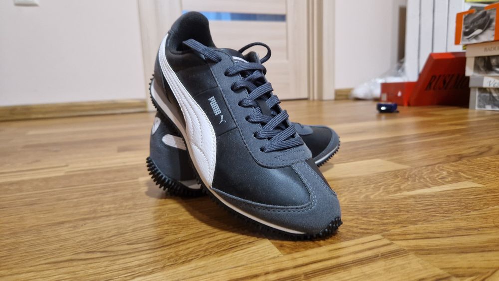 Нові кросівки  Puma