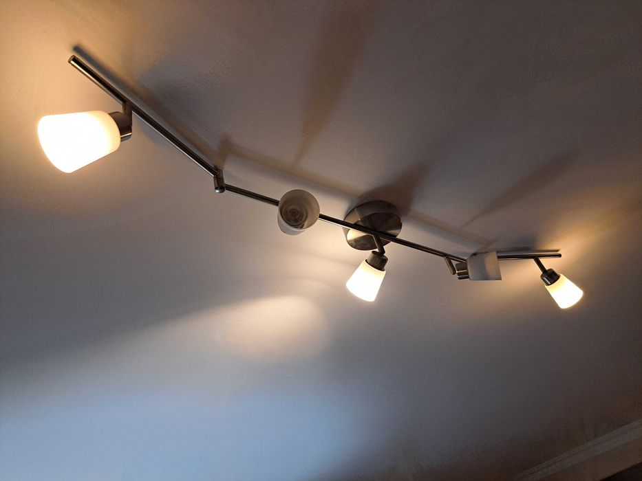 Candeeiro de teto Ikea - Projetor com 5 projetores