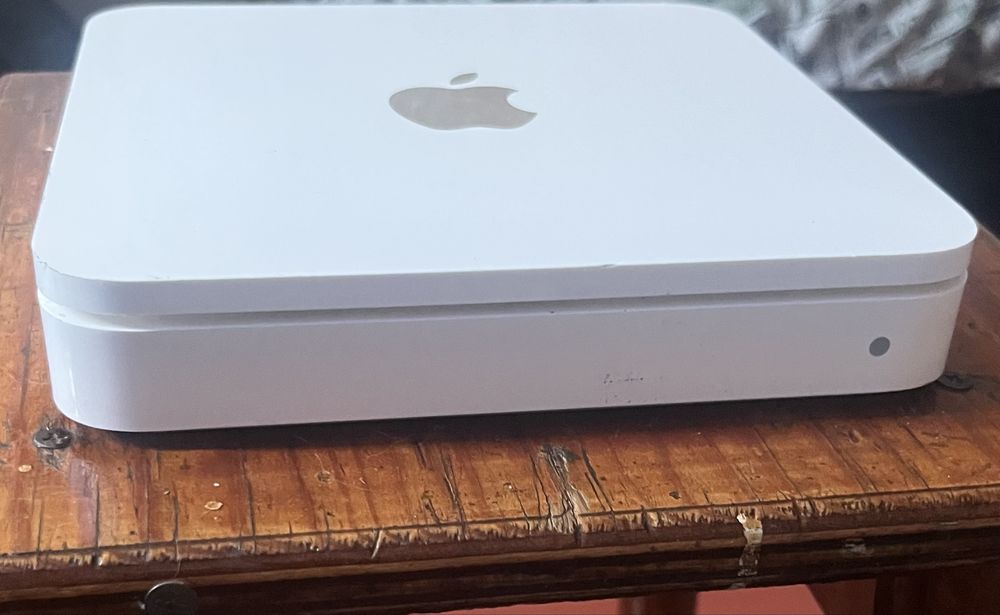 Роутер Apple A1409