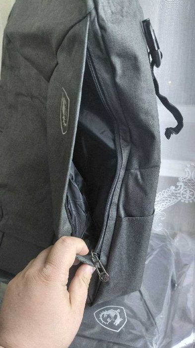 Рюкзак для ноутбука MSI Backpack 17.3" Grey (G34-N1XXX12-SI9)