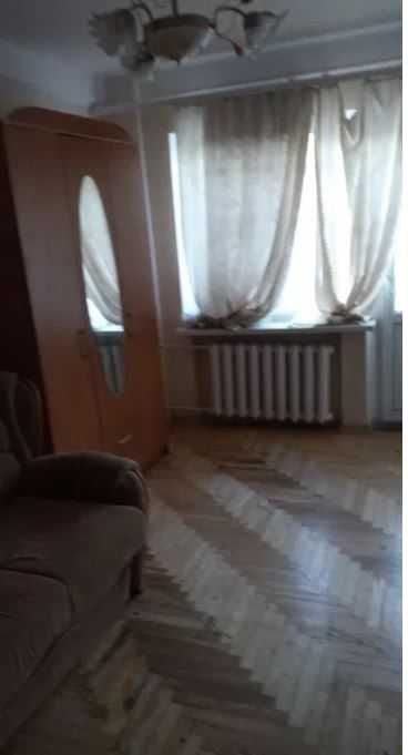 *Продається 1-о кімнатна квартира вул. ПЕРЕМОГИ 3/5
