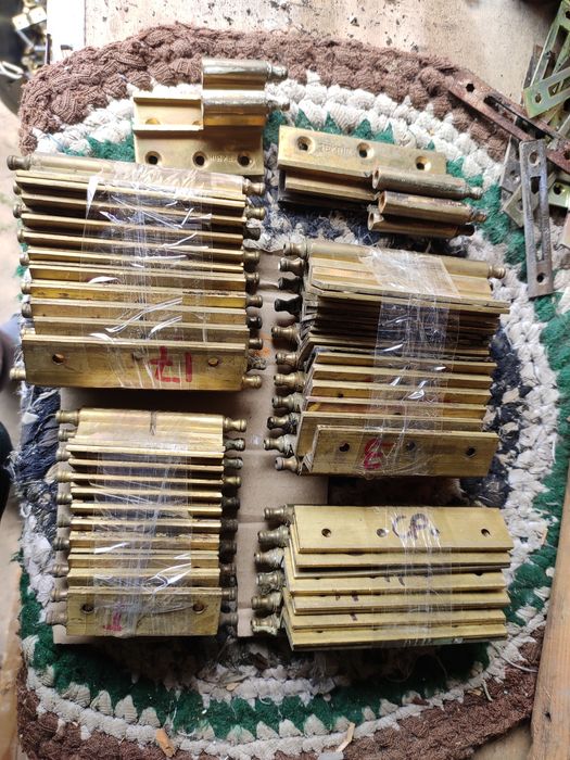 Петли латунные, замки, ручки