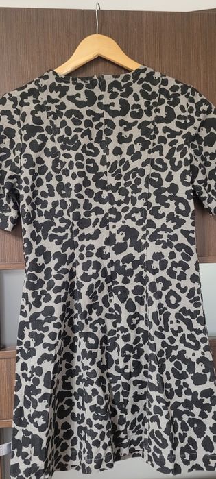 Bonprix..sukienka z motywem zwierzęcym.