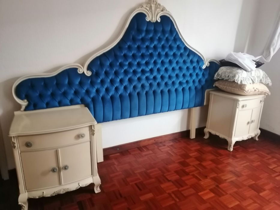 Quarto de casal  em madeira trabalhada