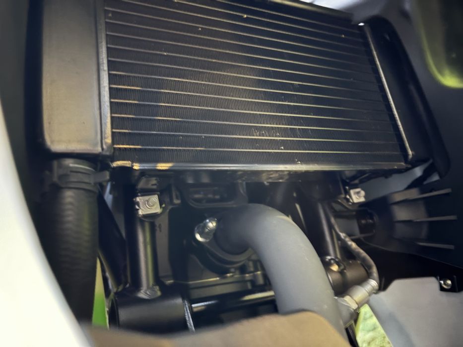 CFMOTO 300SR 2025