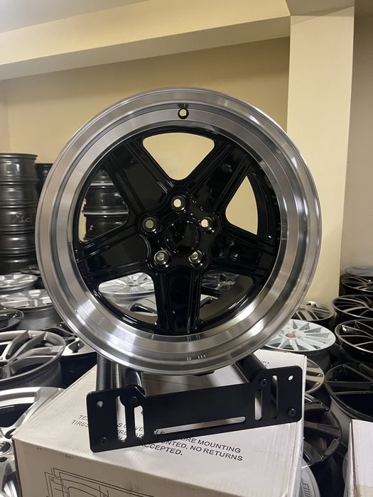 Jantes 17” 5x112 Novas Estilo Penta AMG Mercedes Classico w115 w123
