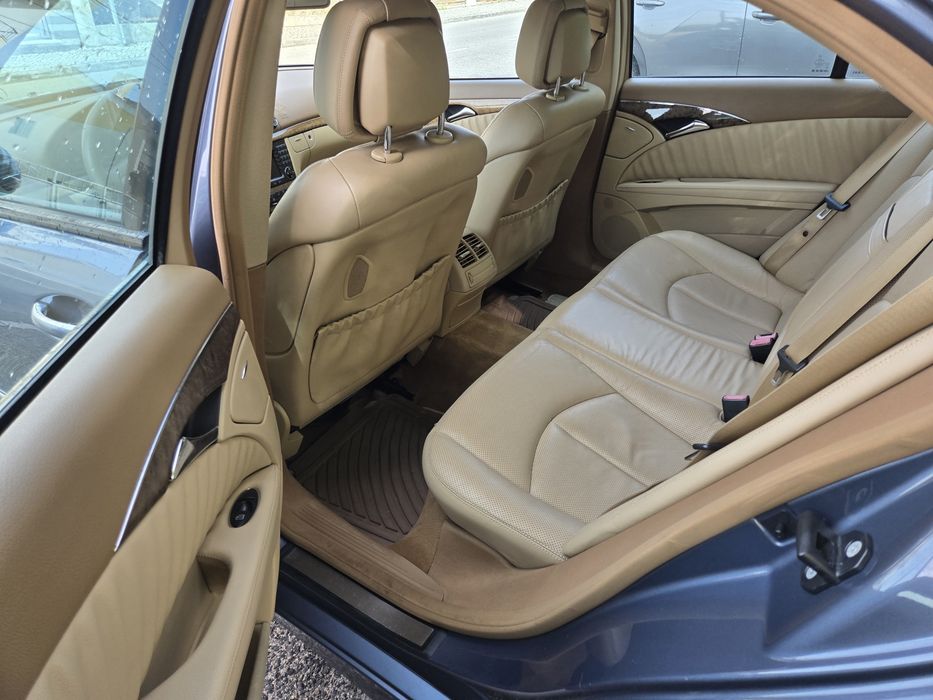 Mercedes-Benz E220 CDI Avantgarde Aut. Nacional com 189mil km.
