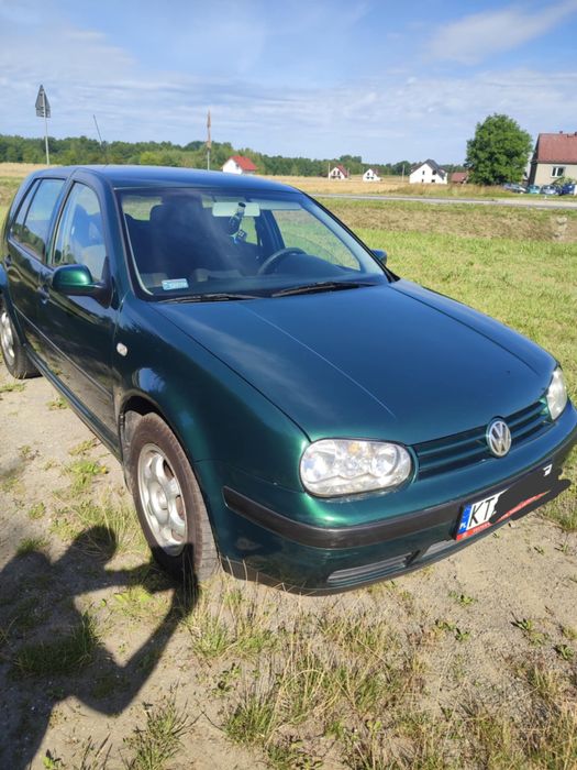 Volkswagen Golf 1.6 benzyna klima alufelgi
