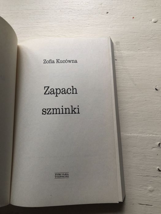 Zapach szminki Autor: Kucówna Zofia