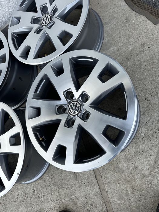 Диски 17 5.120 8Jx17H2 ET49 Vw T5 T6 Multivan Amarok