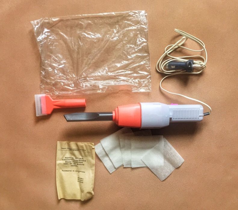 Автомобильный ручной пылесос ПР-10М