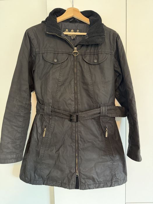 Barbour Cameron – damski płaszcz woskowany, czarny, rozmiar 38