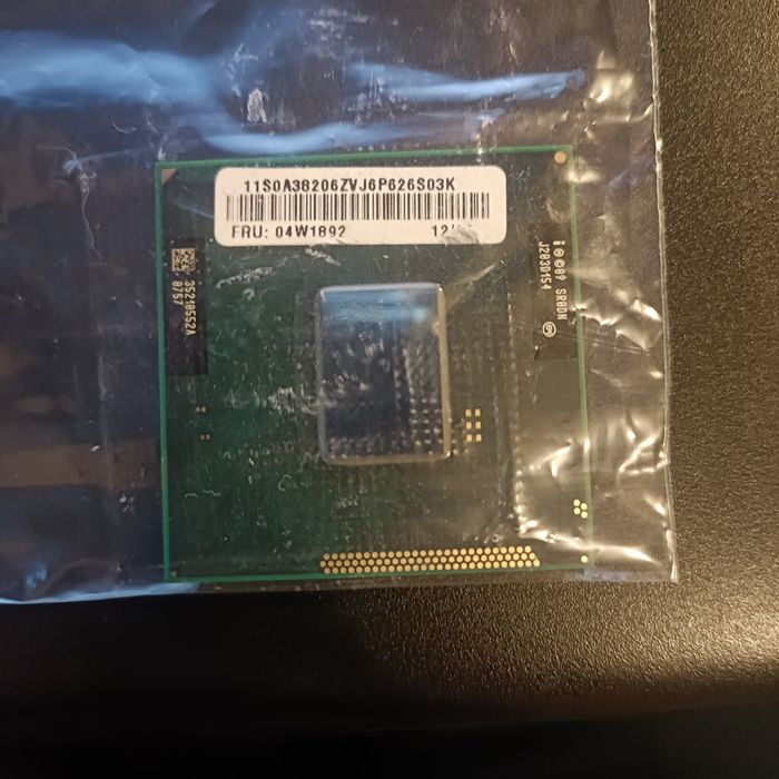 Procesor Intel i3-2350m 2/4 wątki  2,3GHz Sprawny