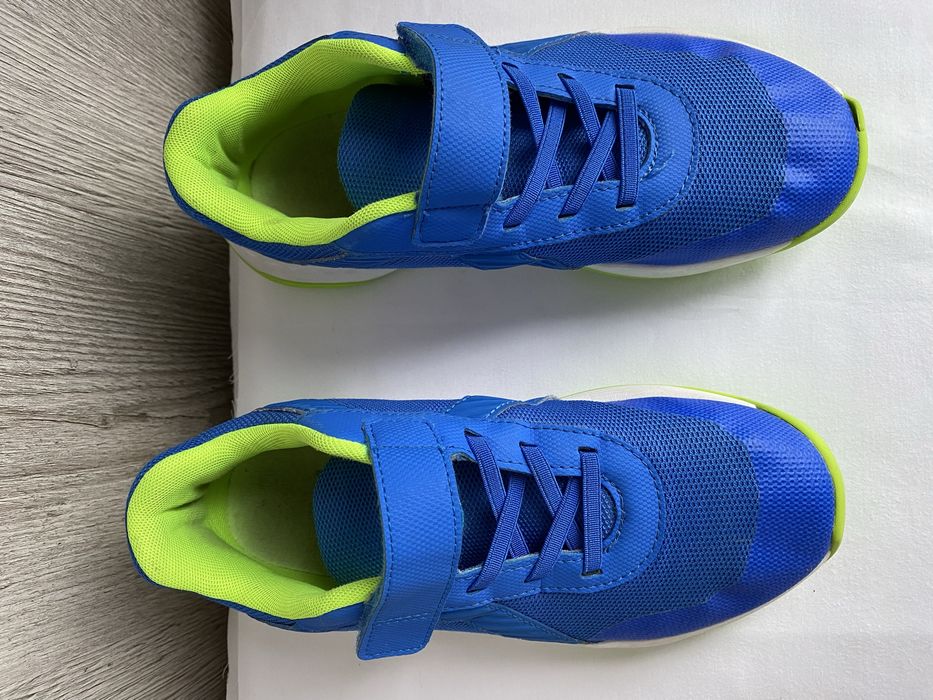 Кроссовки Puma 36 размер оригинал, отличное состояние.