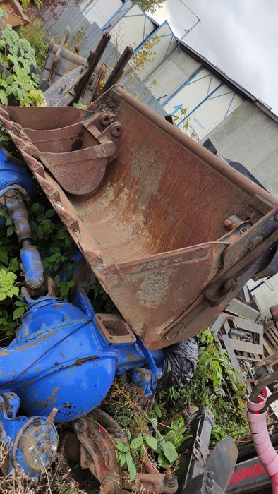 Ковш челюсний  Terex JCB Komatsu Volvo