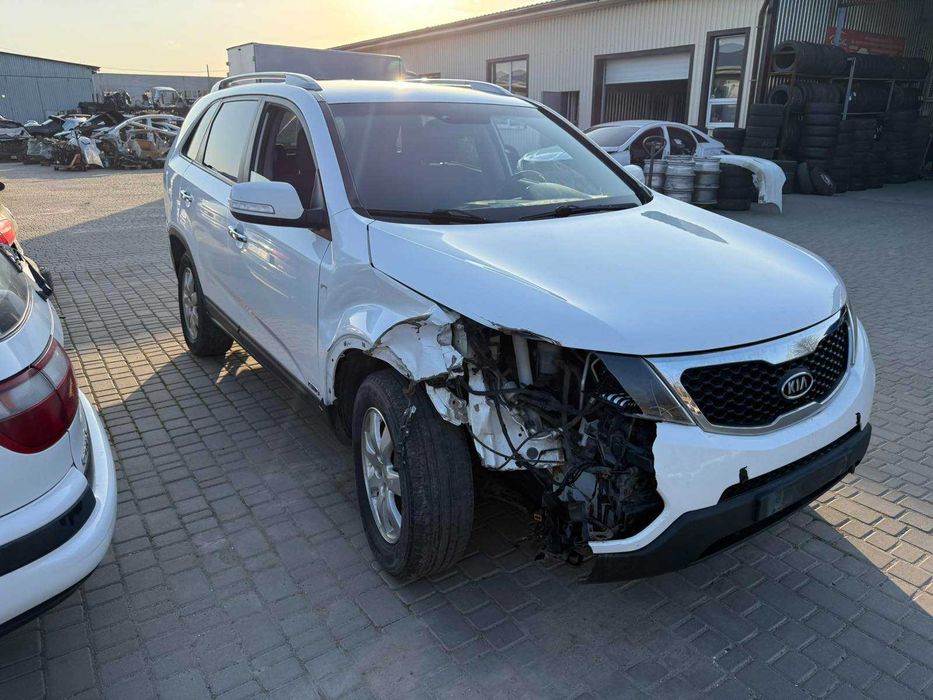 Разборка KIA Sorento 2012 2.2diesel (АКПП,дверь,ляда,привод)