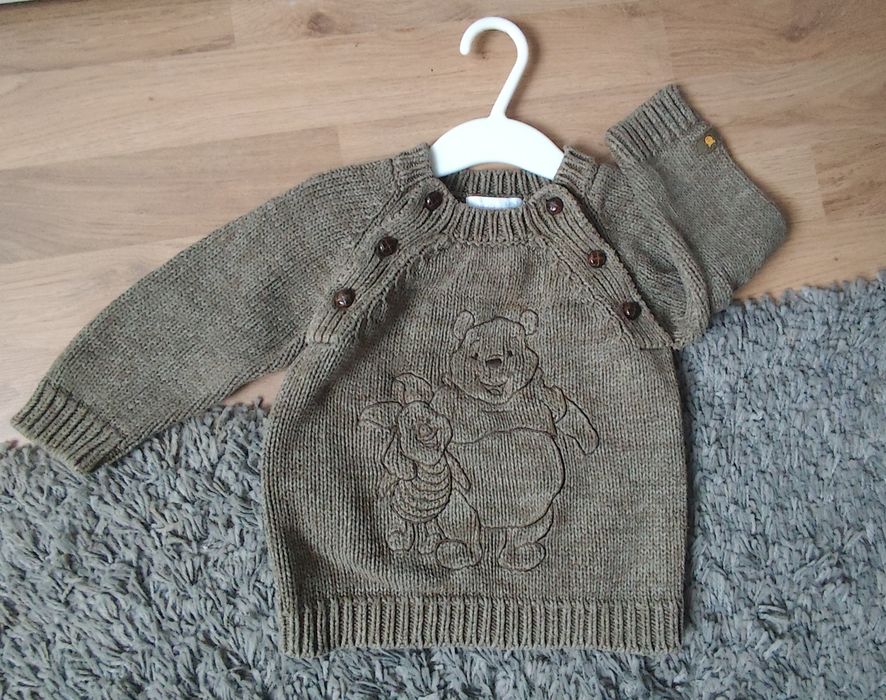 Sweterek dla chłopca z Kubusiem Puchatkiem H&M r. 74