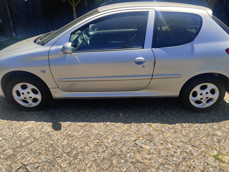 Carrinha comercial Peugeot 206 HDI