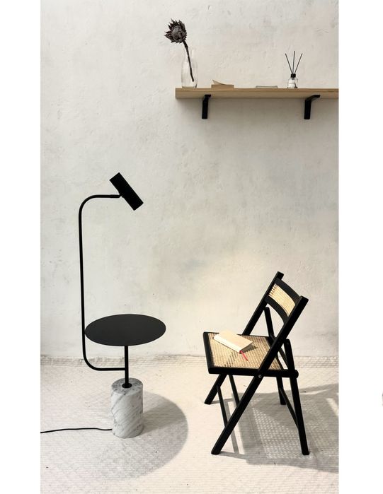 Дизайнерський торшер зі столиком Roche Bobois