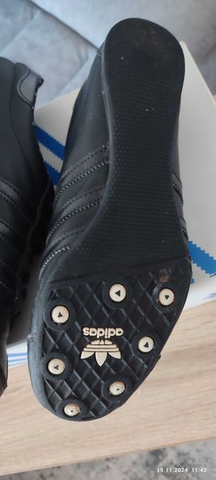 Кросівки adidas 38 розмір
