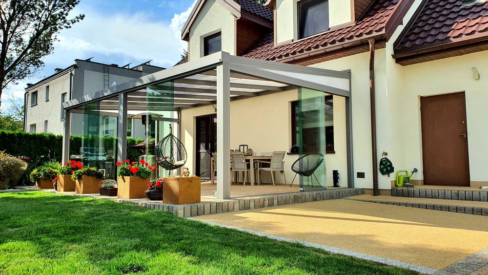 Aluminiowe zadaszenia tarasów ogrody zimowe pergole