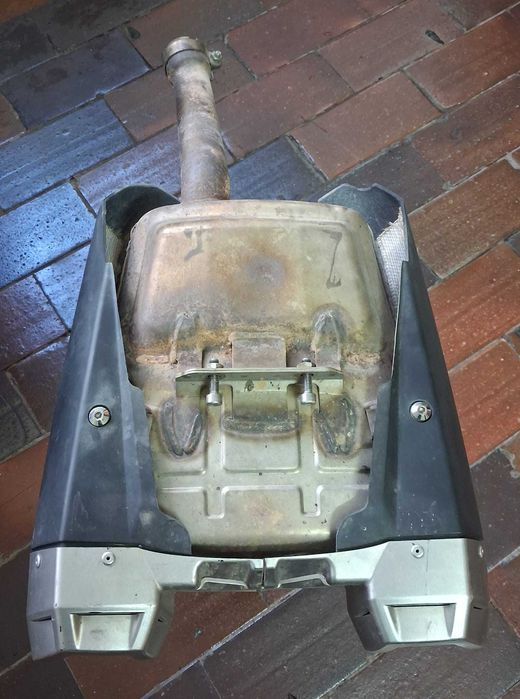 Panela de escape XT660Z Ténéré