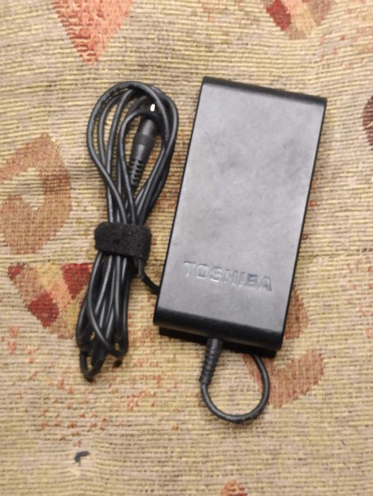 Блок живлення зарядне до ноутбука TOSHIBA 15V 5A (6.5×3.0mm)