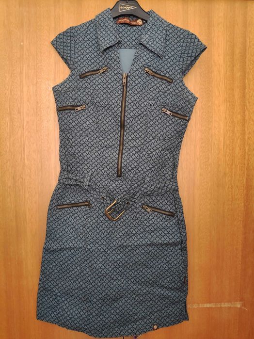 Vestido NOVO, marca do UK, design diferente
