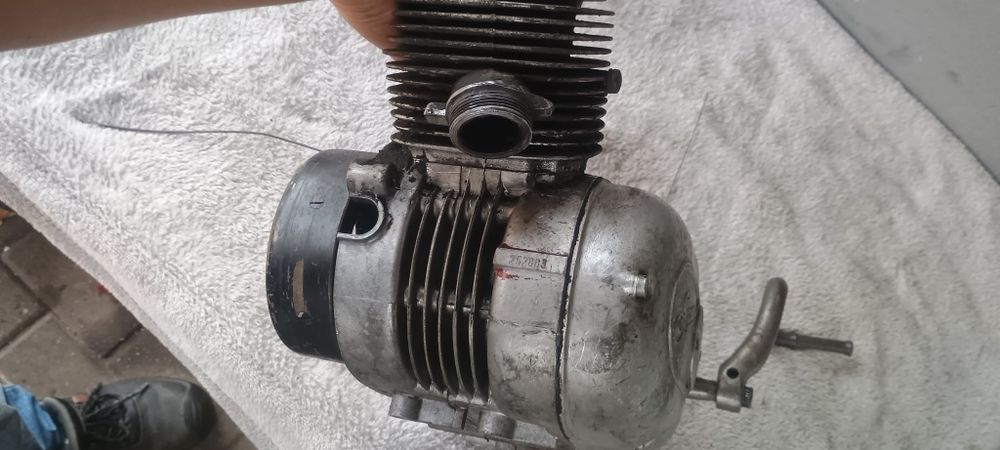 Silnik Simson Schwalbe kr 50 kr 51 sr 4 biegi w ręce