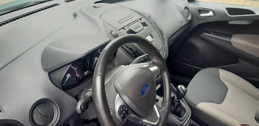 Ford Turneo courier