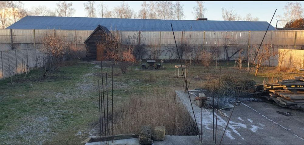 Продам земельну ділянку з фундаментом Кожухівка Фастівський рацон.