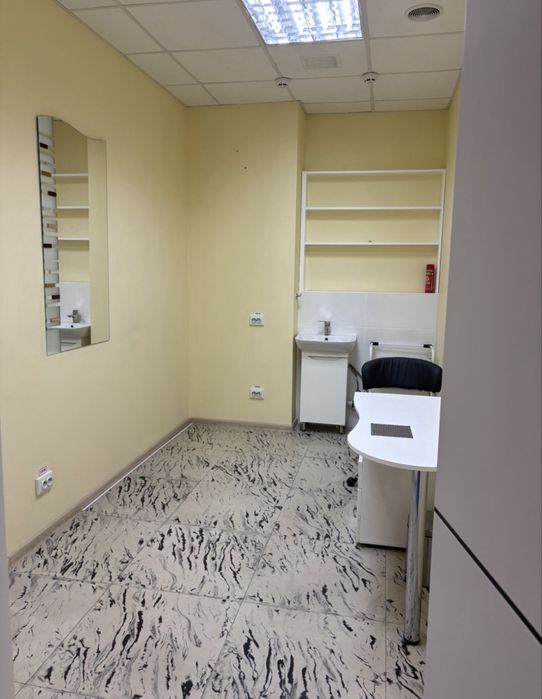 Оренда приміщення метро Осокорки