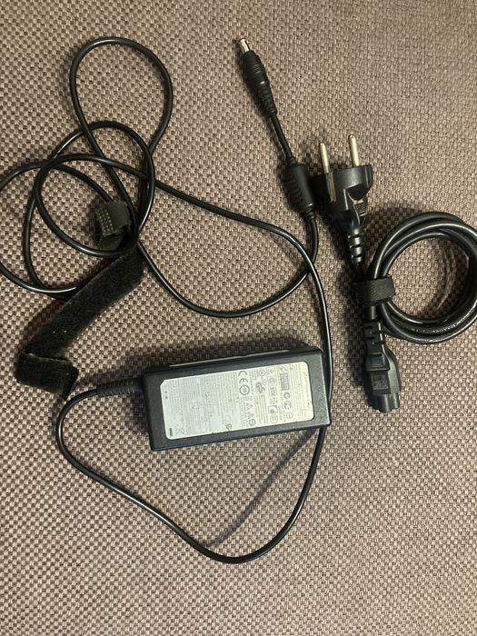 Zasilacz ladowarka do laptopa Samsung