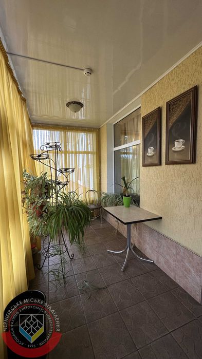 RLT V01 Оренда фасадного приміщення під кафе/ресторан, вул О. Довженка