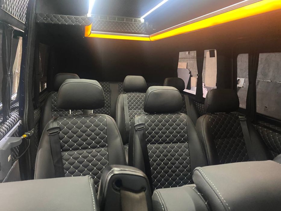 Перетяжка салона обшивка сидений Переобладнання Переоборудование бусов