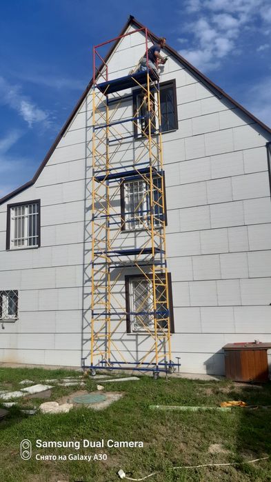 Оренда риштування сторительние леса стійки опалубки