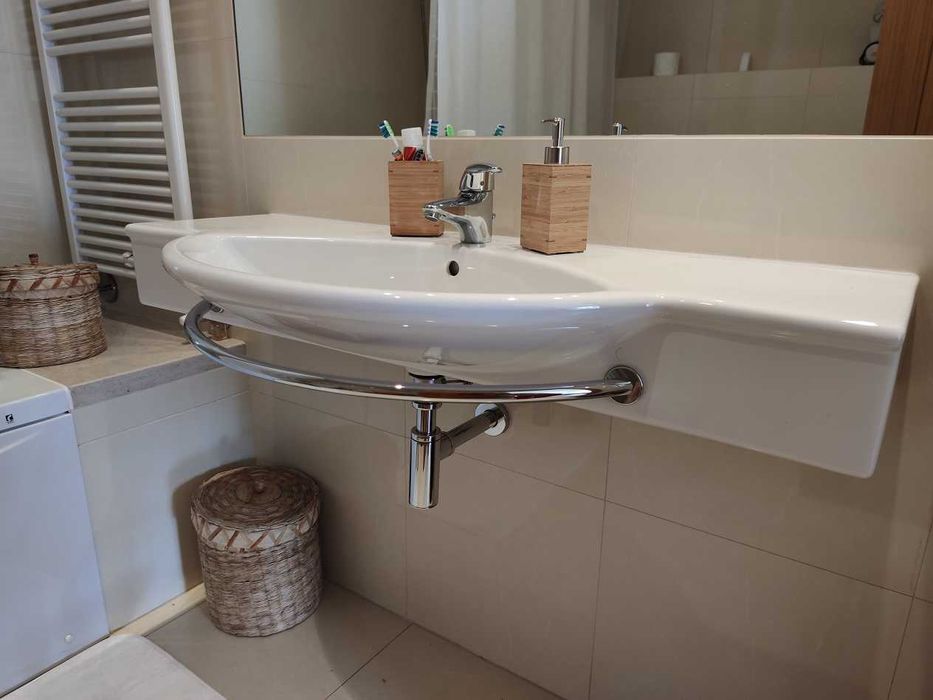 Lavatório suspenso roca como novo 120x33cm (2 unidades disponíveis)