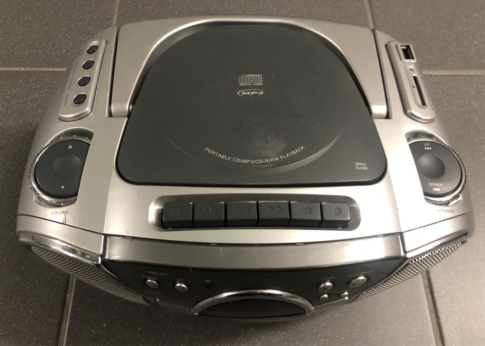 • ELTA 6725Z - Radio Magnetofon CD USB SD - (SPRAWNE)