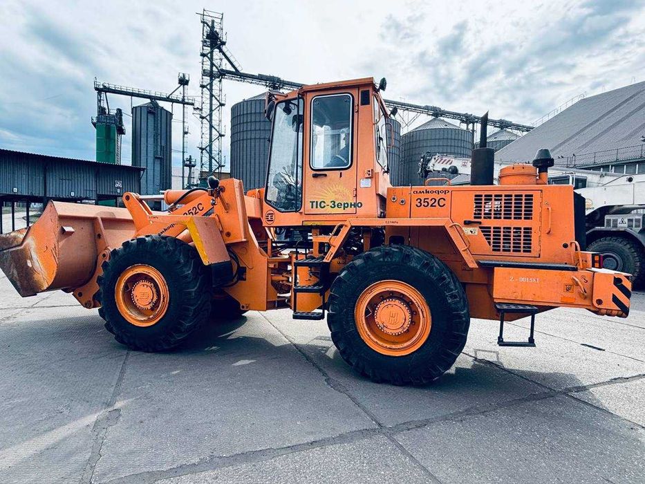 Фронтальний навантажувач Амкодор 352С, 2016 р.в