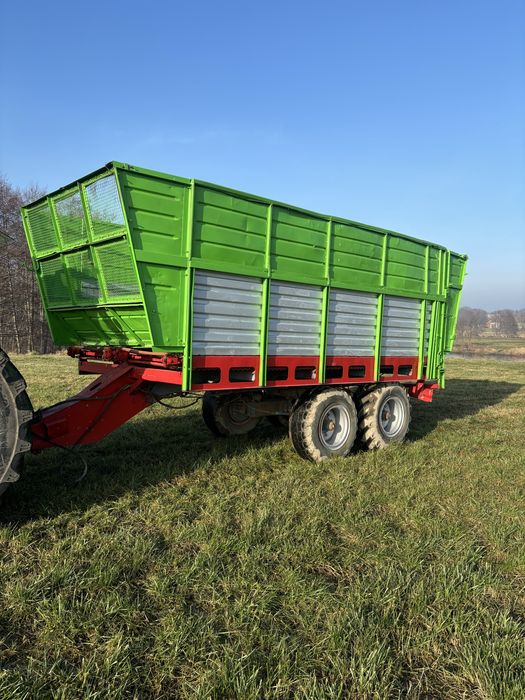 Sprzedam przyczepa fortschritt t088 do kiszonki rozrzutnik t088