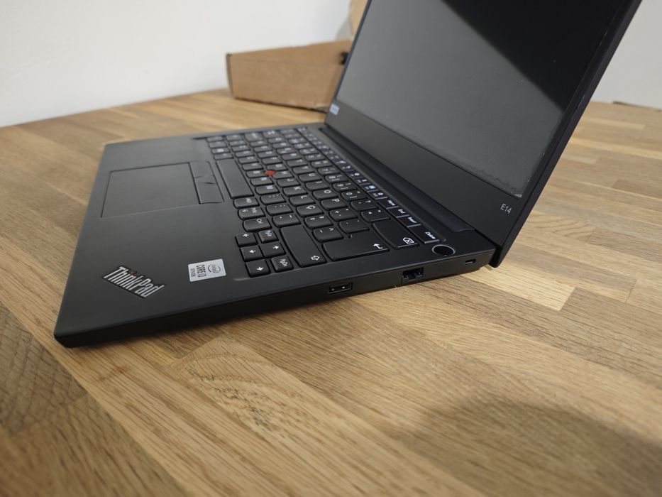 Portátil Lenovo ThinkPad, Novo com garantia