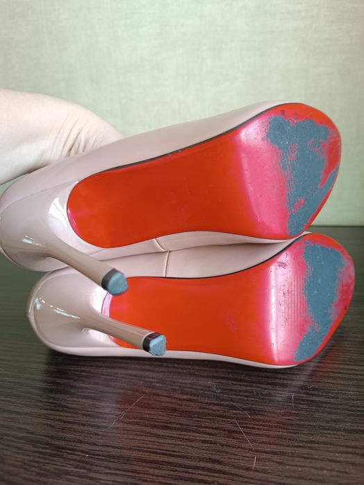 Туфлі.             .