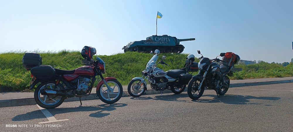 Продам мотоцикл Bajaj Avenger